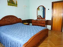 Спальная комната 2-местный 2-комнатный номер категории «Люкс» Гостиница «Интурист» Пятигорск 